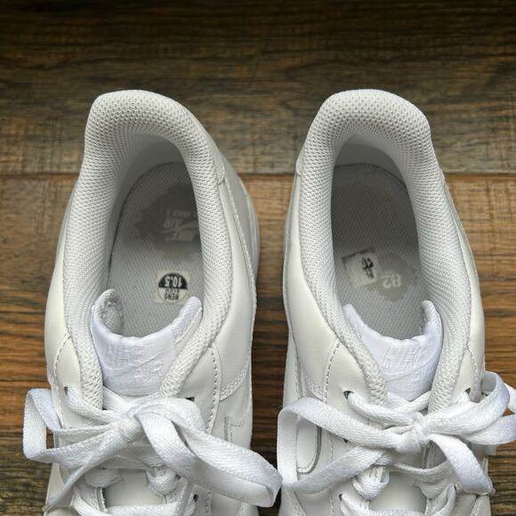 Nike Air Force 1 '07 Low Triple White Mens Size 10.5 - Picture 5 of 11